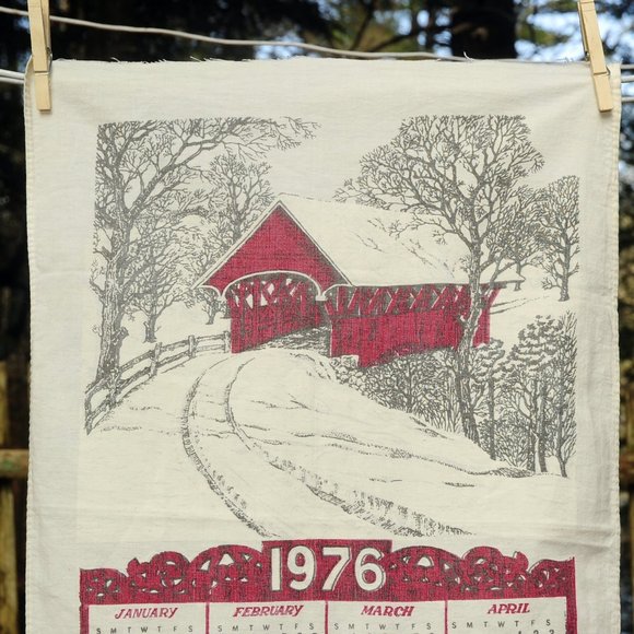 Vintage 1976 Red Covered Bridge in Snow Calendar Towel Birthday Anniversary Gift - Picture 3 of 7